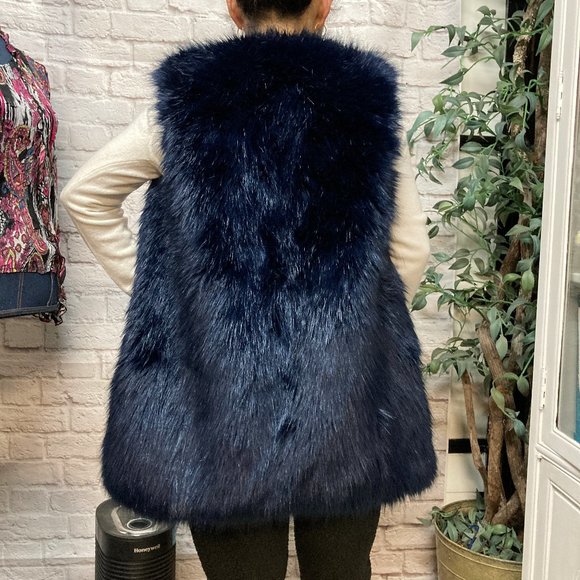 A/X Armani Exchange Dark Blue Faux Fur Women Vest Size S NWT - Picture 9 of 9